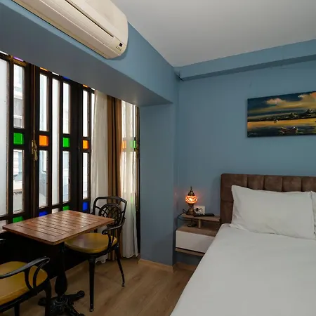 Otel Taksimantiqueotel