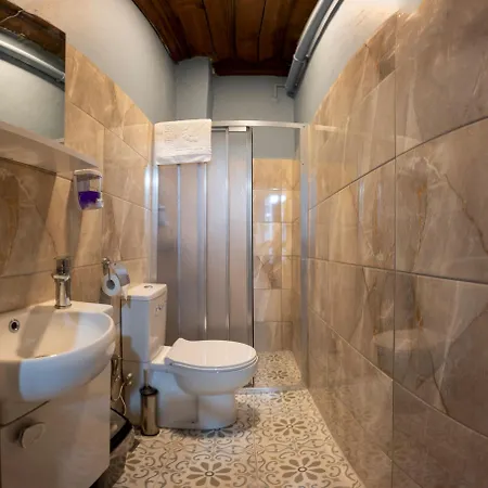 Taksimantiqueotel 호텔