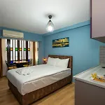 Taksimantiqueotel Hotel