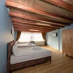 Taksimantiqueotel 2*