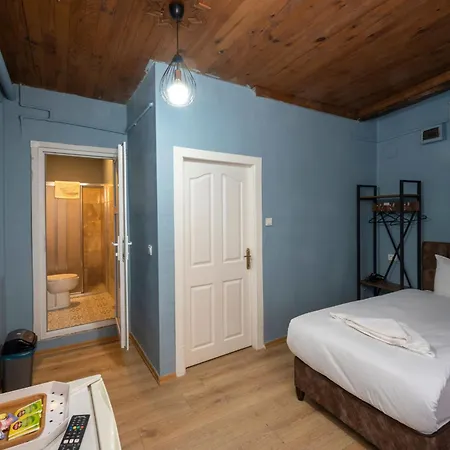 Taksimantiqueotel מלון