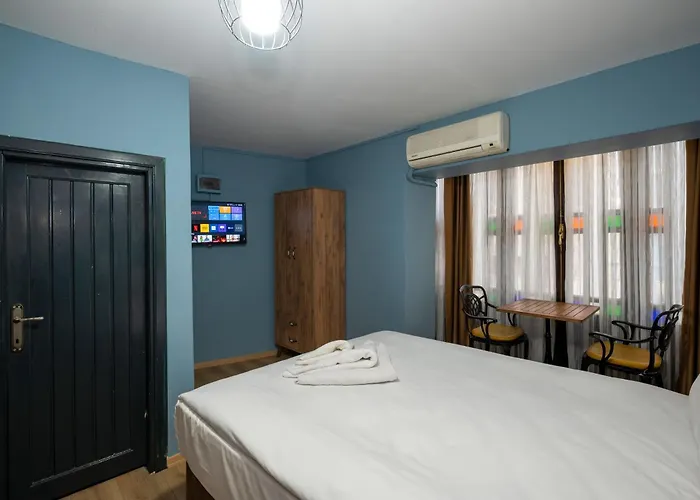 Taksimantiqueotel ホテル