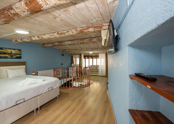 Taksimantiqueotel ホテル