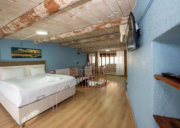 Taksimantiqueotel ホテル