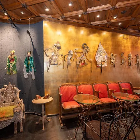 Taksimantiqueotel 2*